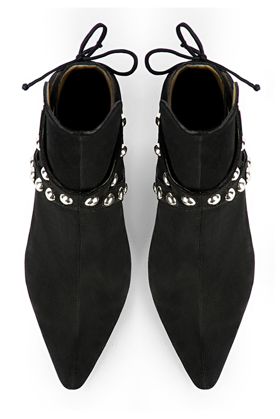 Matt black women's ankle boots with laces at the back. Tapered toe. High block heels. Top view - Florence KOOIJMAN